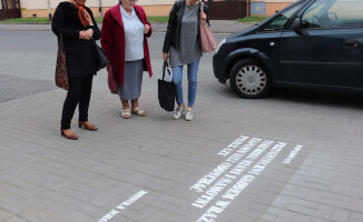 Na pilskich chodnikach pojawiły się.... wiersze