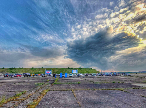 Kino samochodowe wystartowało - grafika