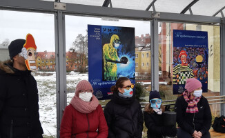 "Epidemiczny przystanek artystyczny" w Pile 