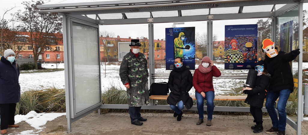 "Epidemiczny przystanek artystyczny" w Pile 