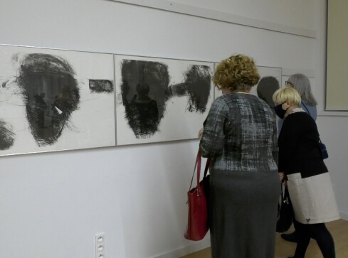 "Człowiek pogryzł psa" w chodzieskim MDK - grafika