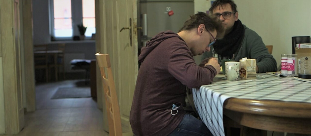 Samodzielne życie członków zespołu Na Górze