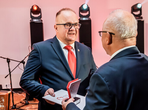 Ogólnopolski Ranking Gmin i Powiatów 2020. Powiat pilski nagrodzony  - grafika