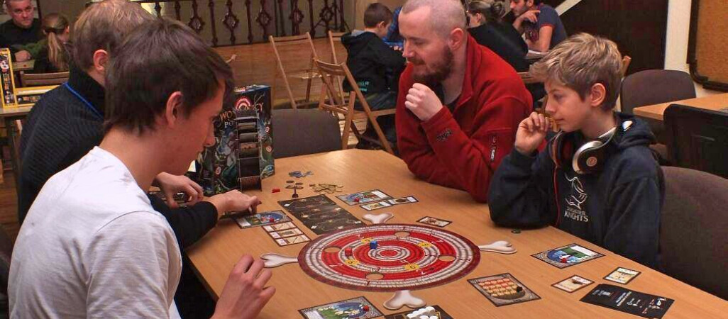 Akcja #zostańwdomu może powstrzymać koronawirusa