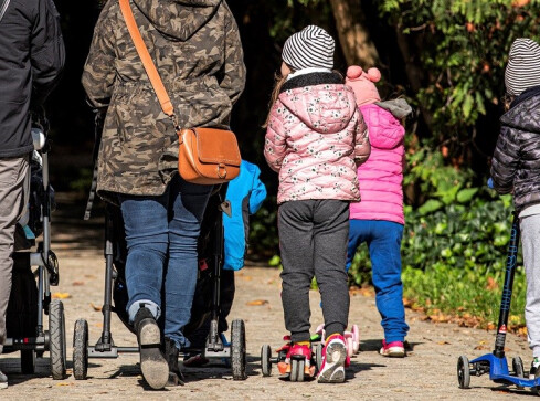 Sądy coraz rzadziej skazują za niepłacenie alimentów - grafika