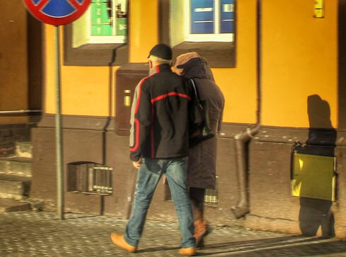 Od dziś wracają godziny dla seniorów - grafika