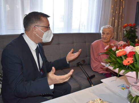 Bronisława Hałaburda z Piły skończyła sto lat  - grafika