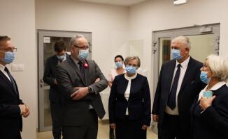 Minister Zdrowia złożył życzenia stulatce w pilskim hospicjum 