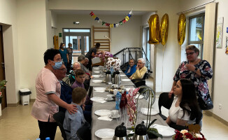Minister Zdrowia złożył życzenia stulatce w pilskim hospicjum 