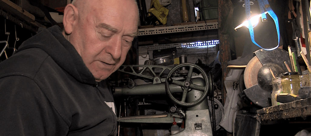 Pilski szewc trafił na platformę "Dziadkowie biznesu" 