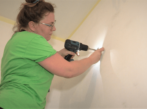 Trzy wolontariuszki urządziły kuchnię Migaczom  - grafika