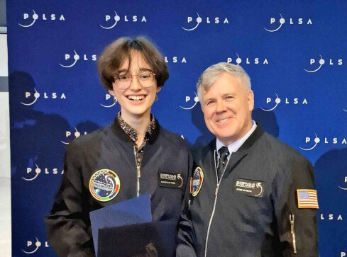 Kosmiczny sukces młodej pilanki - grafika