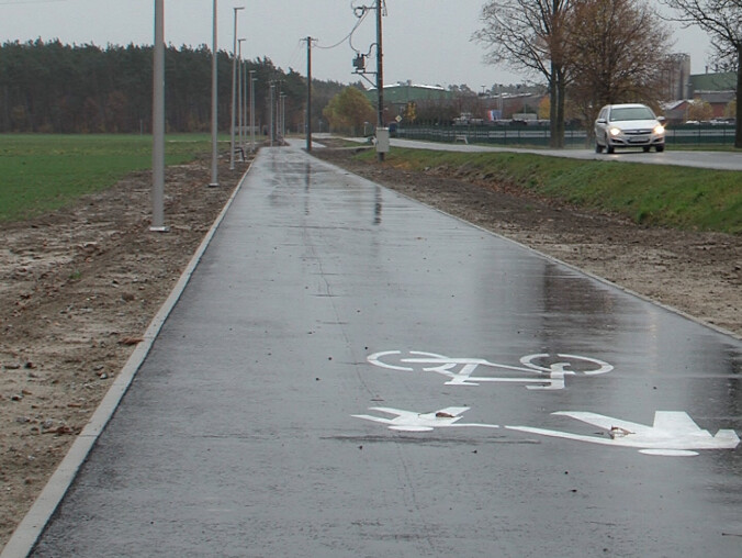 Nowa ścieżka rowerowa w Budzyniu. Mieszkańcy długo na nią czekali - grafika