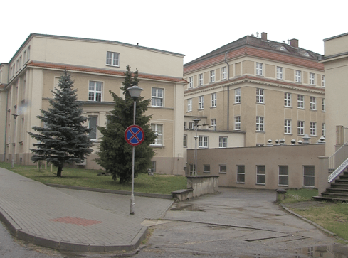 Lekarze i pielęgniarki ze szpitala w Chodzieży w kwarantannie. Mieli - grafika