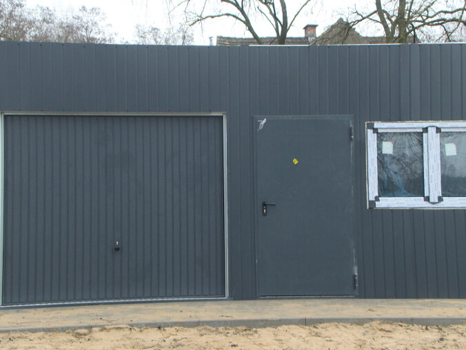 Nowa baza dla ratowników i atrakcje dla plażowiczów. Zmiany nad Kar - grafika