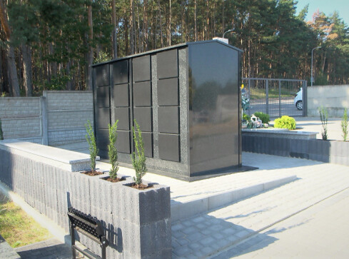 Kolumbarium na cmentarzu w Chodzieży  - grafika