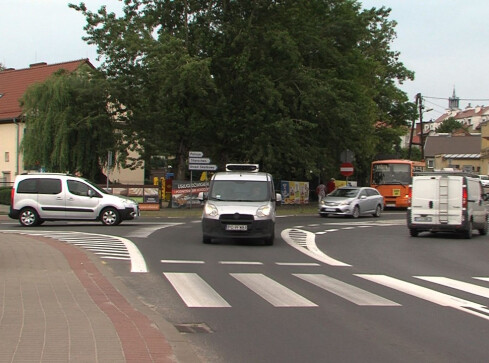 Mieszkańcy Chodzieży walczą o nowe rondo  - grafika