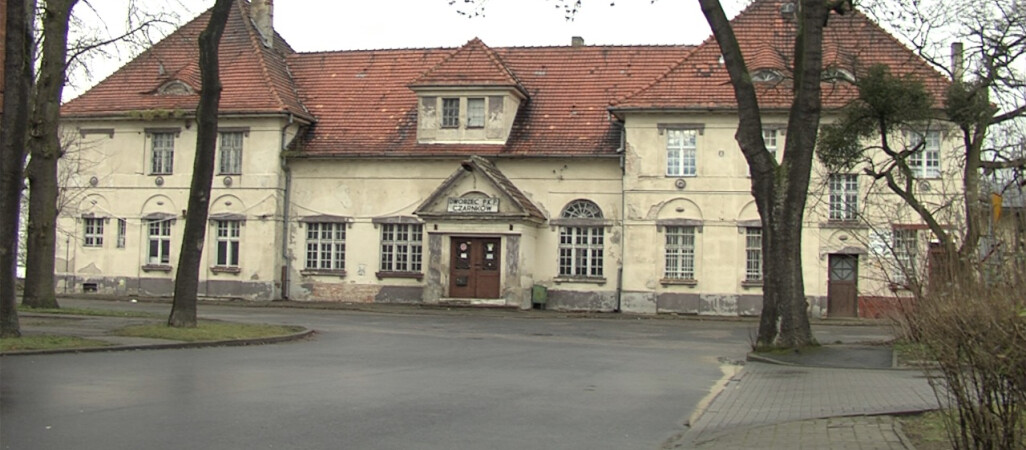 Na tętniący życiem dworzec w Czarnkowie trzeba jeszcze poczekać