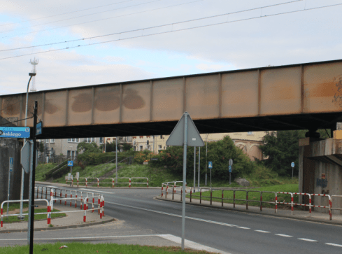 Utrudnienia w ruchu na drodze krajowej w Jastrowiu - grafika