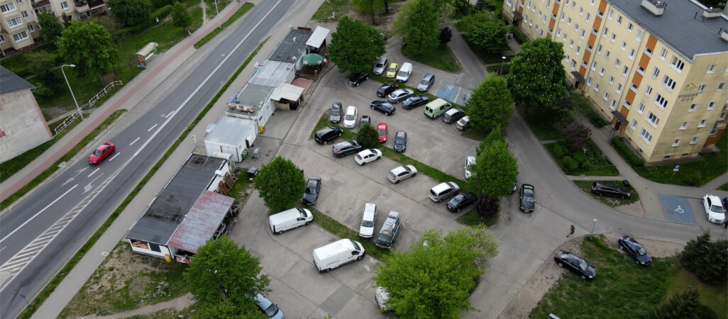 Co z parkingiem i sklepikami przy Okólnej? Mieszkańcy protestują