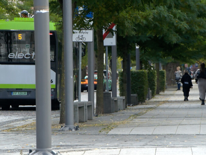 Zmiany w trasie "piątki" - grafika