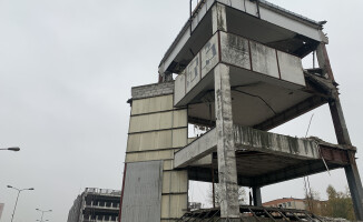 Rozbiórka na ukończeniu [Galeria]