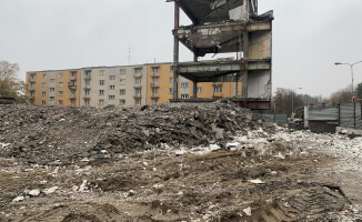 Rozbiórka na ukończeniu [Galeria]