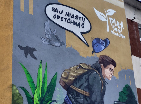 Pierwszy ekomural w Pile. Pochłania smog  - grafika