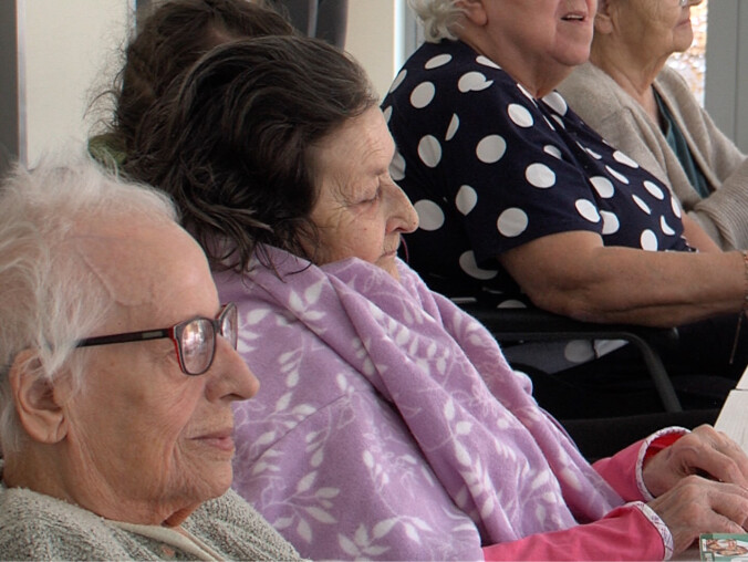 Świąteczna paczka dla hospicjum już szósty raz chce poruszyć serc - grafika