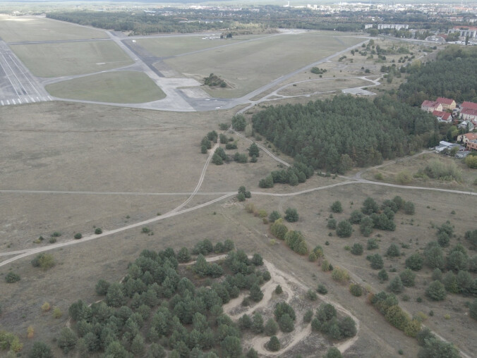 Remont lotniska i przetarg pod budowę nowej strefy przemysłowej - grafika