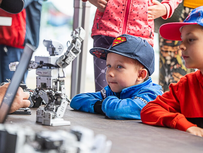 Jak trenują analogowi astronauci? Przyjdź i zobacz - grafika