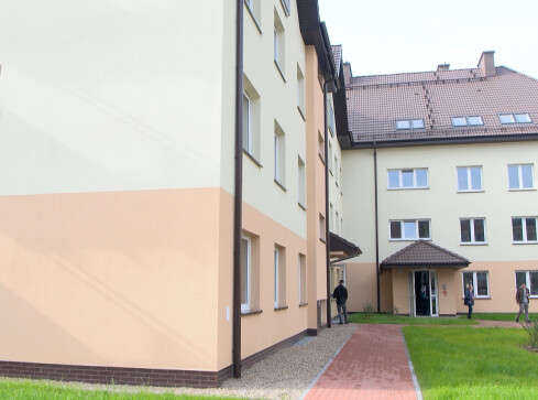 33 rodziny odebrały klucze do nowych mieszkań w Pile - grafika