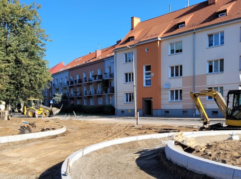Utrudnienia dla kierowców w rejonie Okólnej  - grafika
