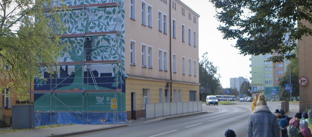 Nowy mural w Pile. Łączy ekologię i symbole miasta  