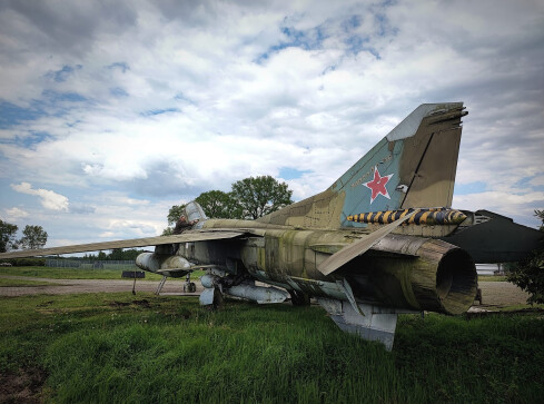 Kultowy MiG-23 będzie stacjonował w Pile - grafika