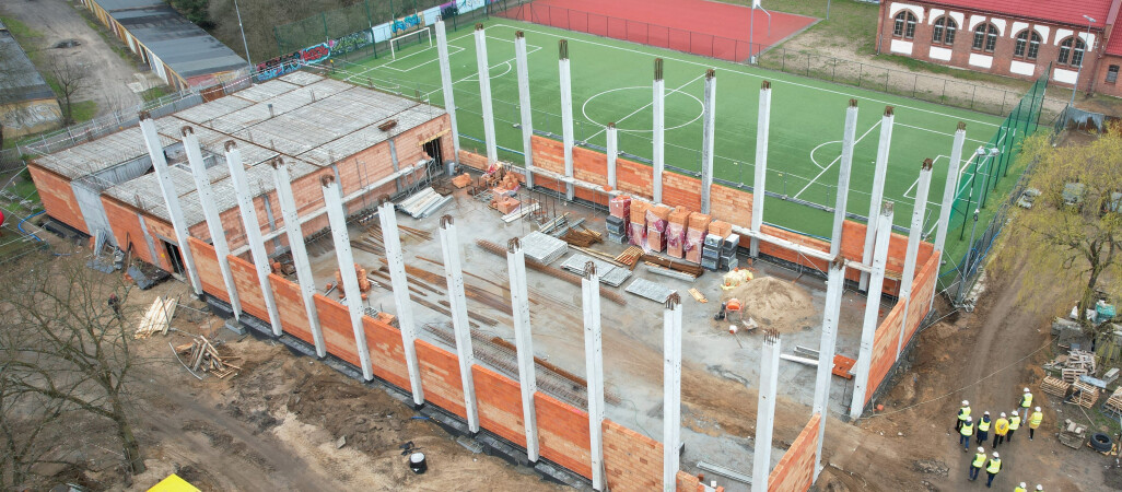 Hala sportowa przy Siódemce rośnie w oczach