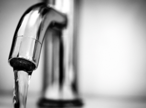 Będą przerwy w dostawie ciepłej wody – ostrzega MEC  - grafika