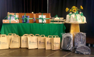 Laureaci konkursu plastycznego dla dzieci nagrodzeni