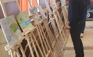 Laureaci konkursu plastycznego dla dzieci nagrodzeni