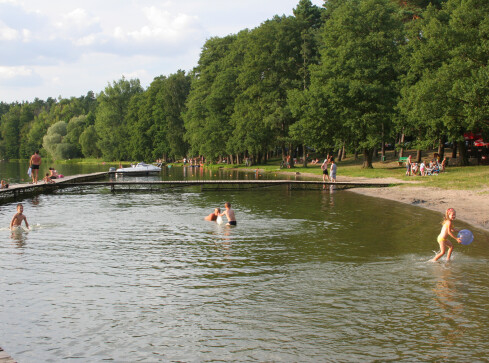 Zakaz kąpieli w trzcianeckich jeziorach! - grafika