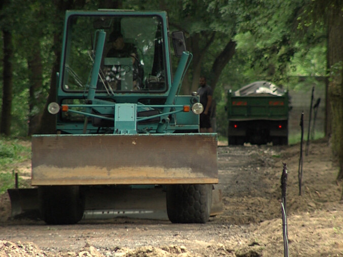 Kiedyś był tu cmentarz, dziś jest park - grafika