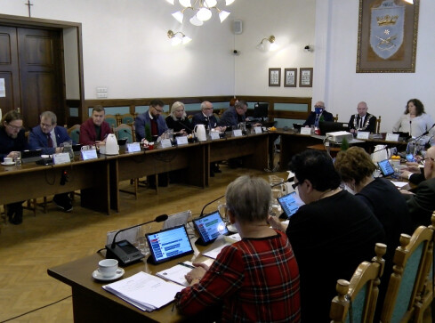 Budżet Wałcza uchwalony. Ale łatwo nie było - grafika