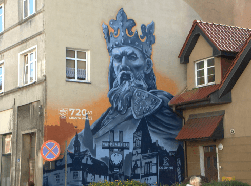 Czy czujesz na sobie srogi wzrok Kazimierza Wielkiego? Spokojnie, to t - grafika