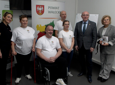 Parakajakarze – na start! - grafika