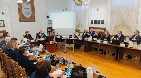 Budżet na trwanie - grafika