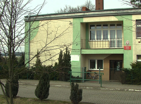 Szkoły w Dębołęce, Witankowie i Szwecji staną się placówkami pu - grafika