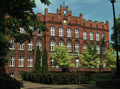 Klasy patronackie. Korzyść dla uczniów i przedsiębiorców - grafika