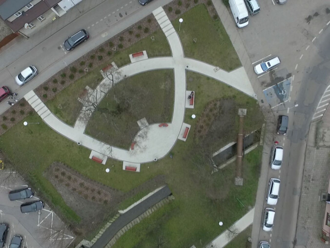 Plac Wielkiej Orkiestry Świątecznej Pomocy? Radni nie są zgodni  - grafika