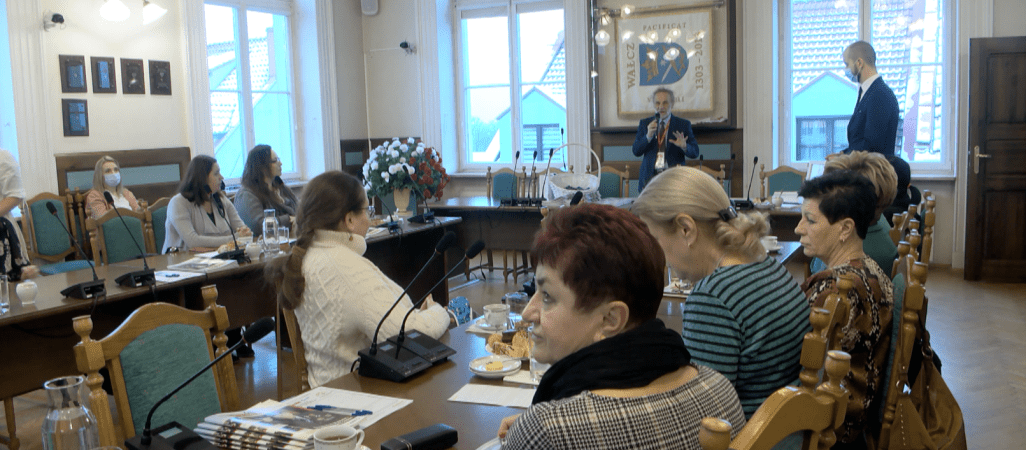Zniżki dla wałeckich seniorów. Wystarczy wyrobić sepcjalną kartę 
