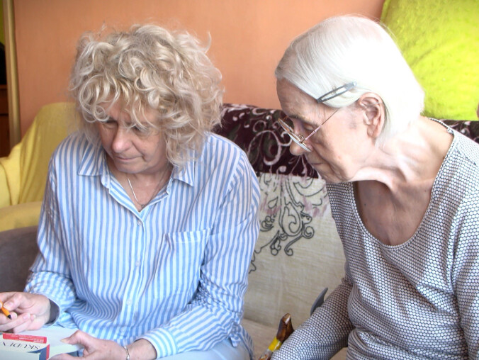 Ważka dała pracę wykluczonym  - grafika